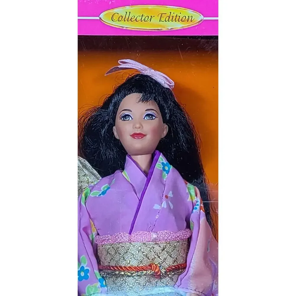 Vintage Mattel Japanese Barbie, Dolls Of The World, 1995 Collector's Edition New